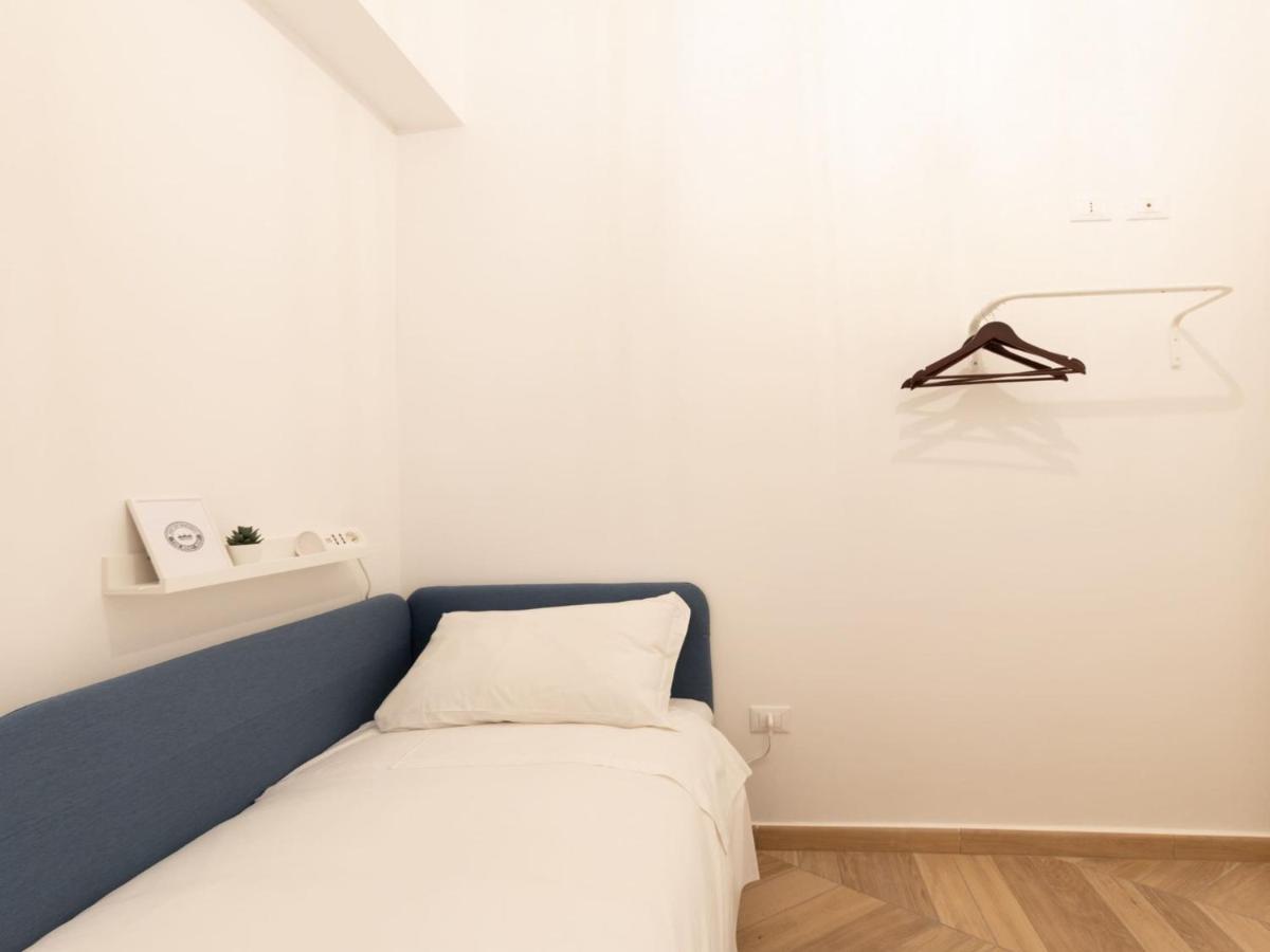 The Best Rent - Elegant Five-Bedrooms Apartment Near Colosseo Róma Kültér fotó