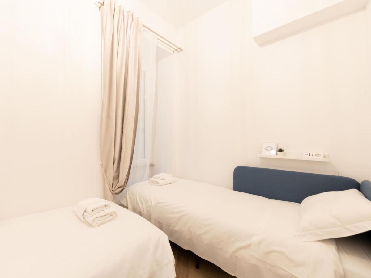 The Best Rent - Elegant Five-Bedrooms Apartment Near Colosseo Róma Kültér fotó